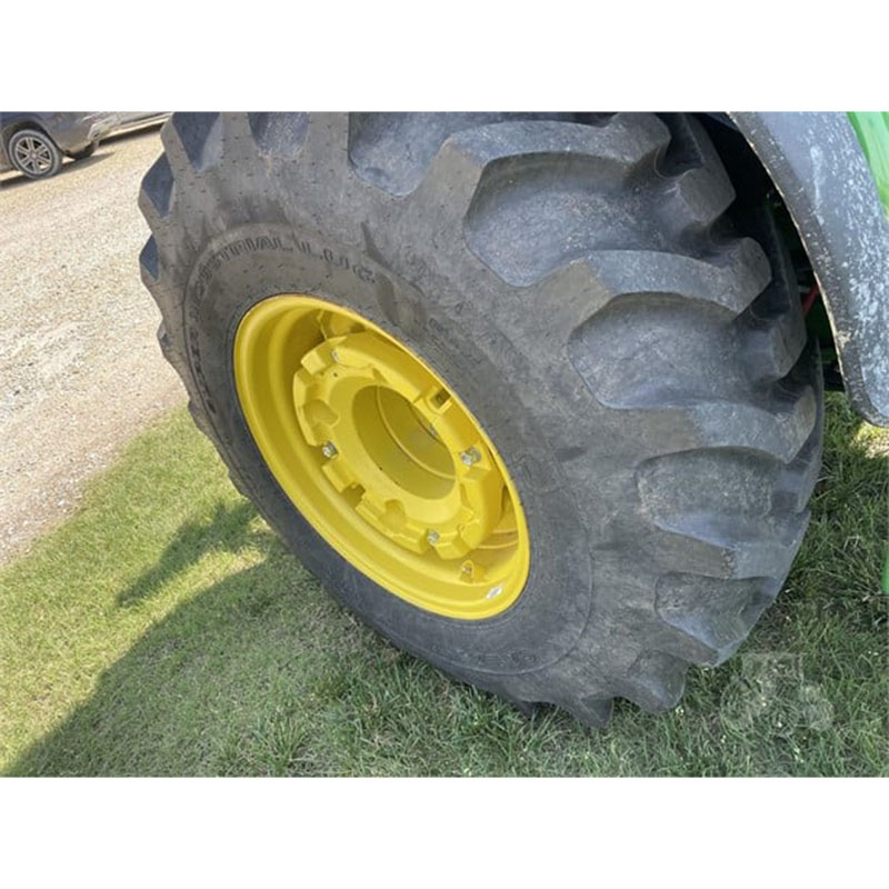 Used 2023 JOHN DEERE 4066M - Image 11