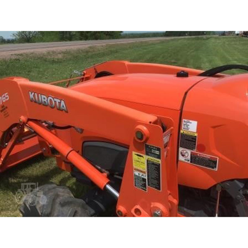 2016 Kubota L4701HST - Image 19