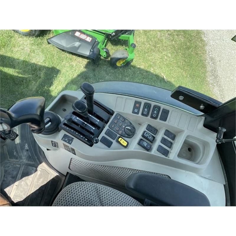 Used 2023 JOHN DEERE 4066M - Image 7