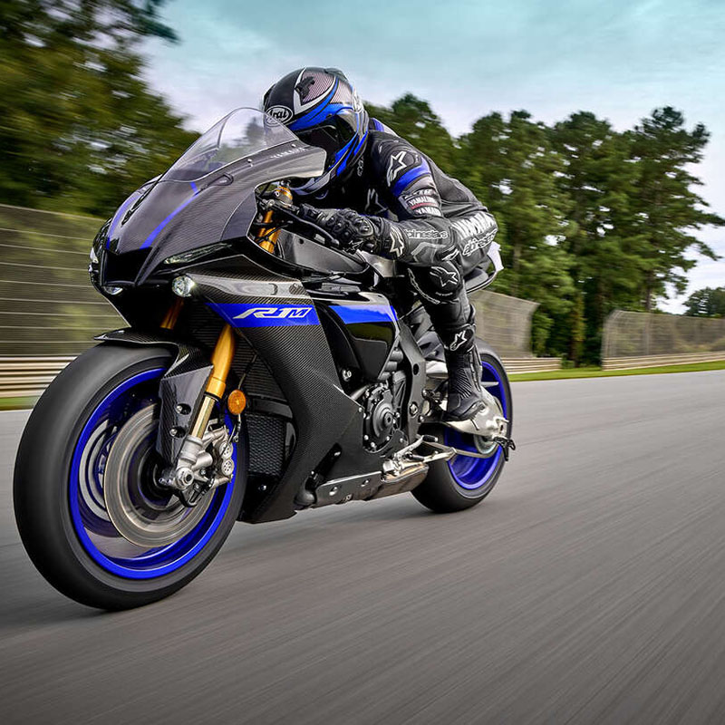 2022 Yamaha YZF-R1M