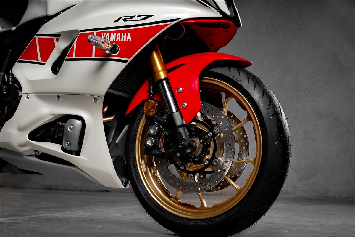 2022 Yamaha YZF-R7 World GP 60th Anniversary Edition - Image 27